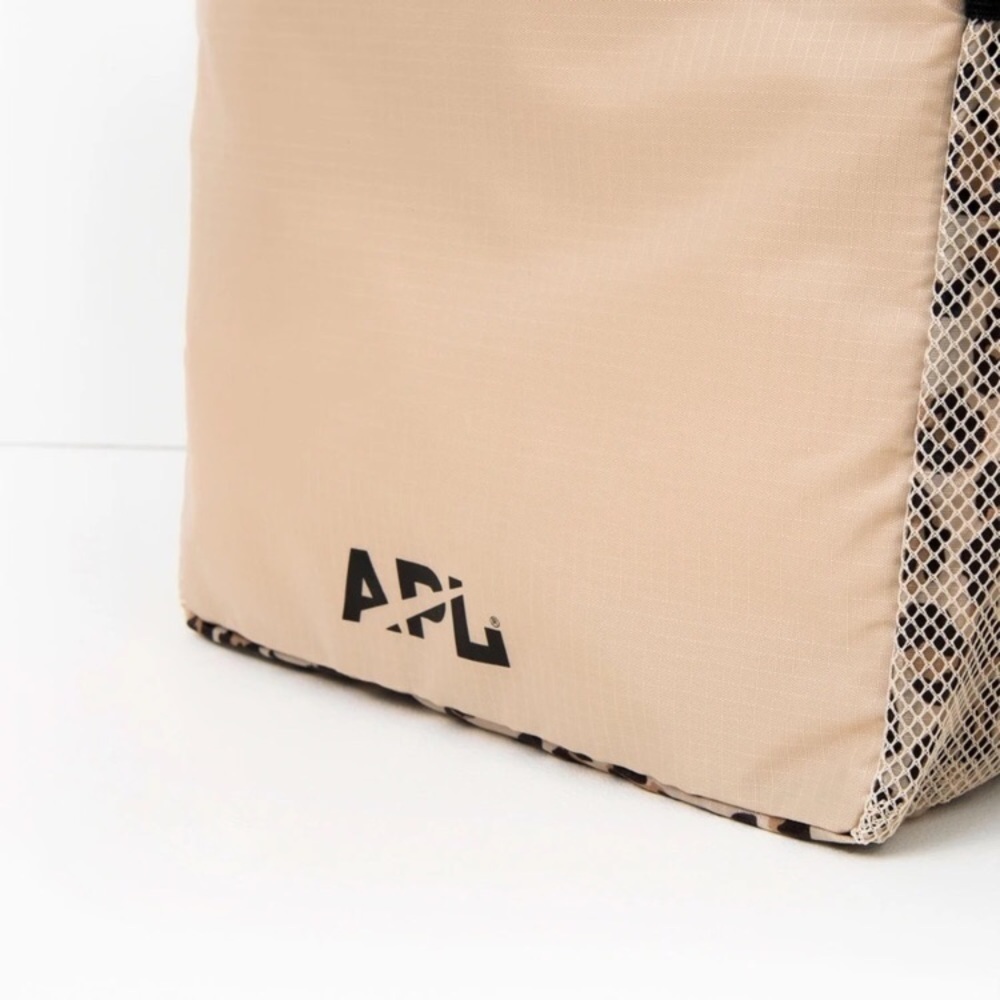 08 APL Packable Backpack Leopard - Picture 8 of 13